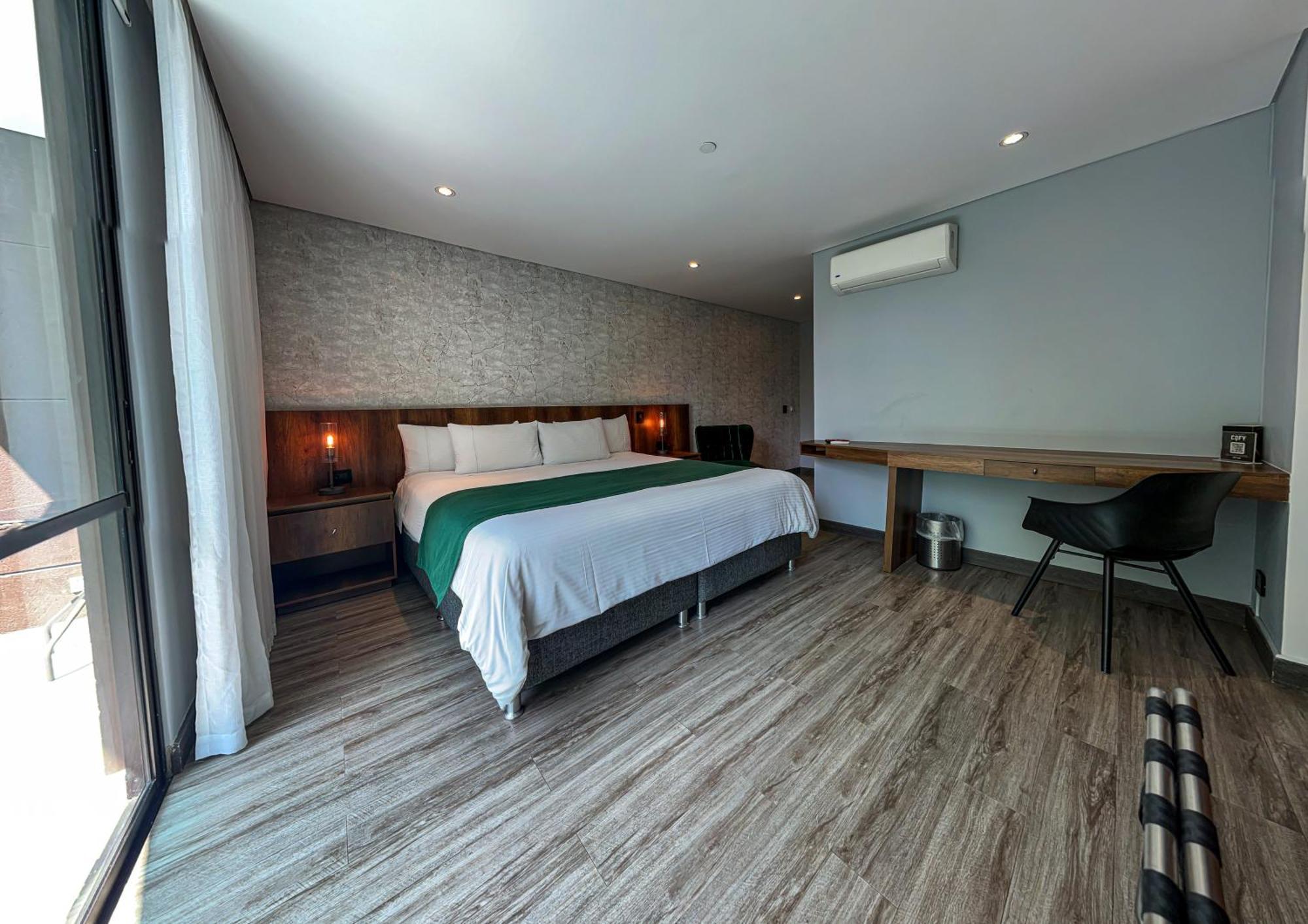 Deluxe Tweepersoonskamer met Balkon